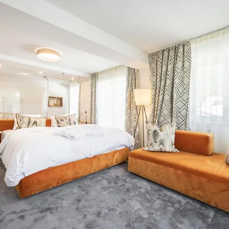 Otel Christina Seefeld in Tirol