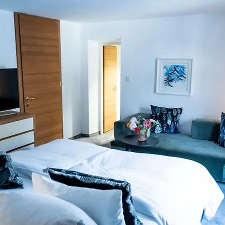 Otel Christina