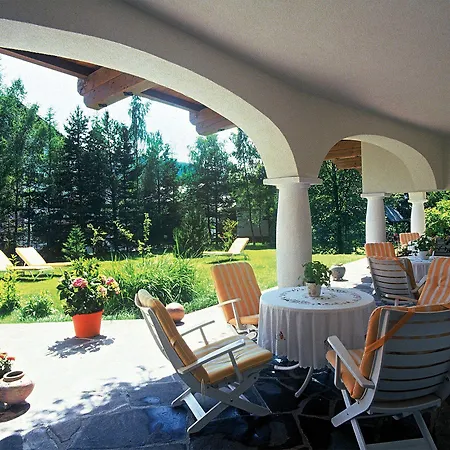 Otel Christina Seefeld in Tirol
