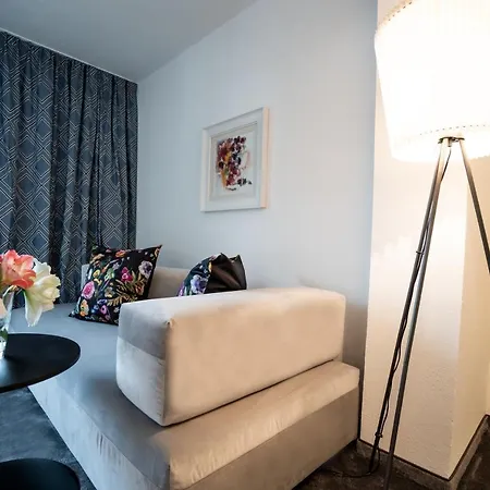 Hotel Christina Seefeld in Tirol