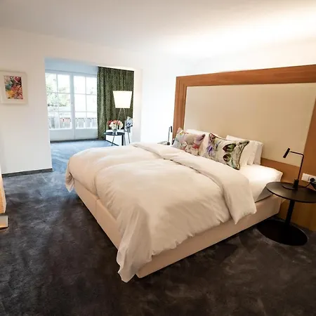 Hotel Christina 3*